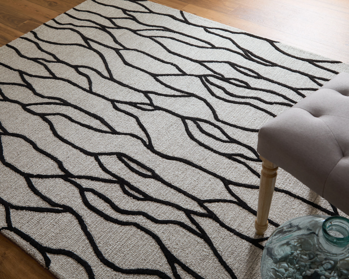 Enzo Transitional/Casual/Natural Ivory/Black/Taupe Area Rug