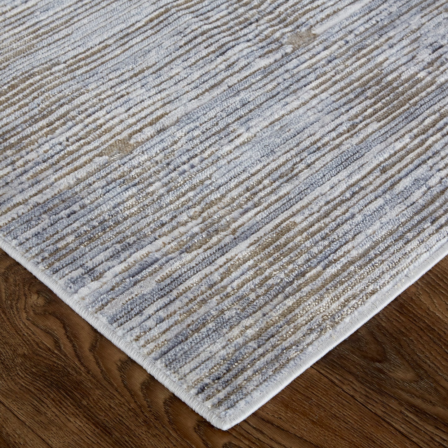 Laina Transitional/Rustic/Casual Taupe/Silver/Tan Accent Rug