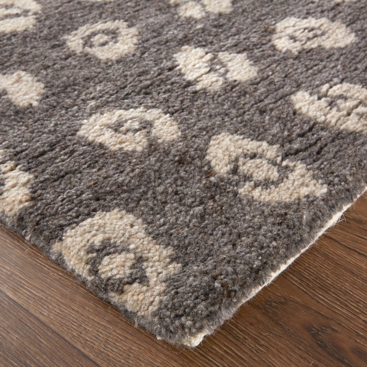 Seneca Transitional/Farmhouse/Casual Animal Print/Distressed Brown/Tan - Feizy Rug